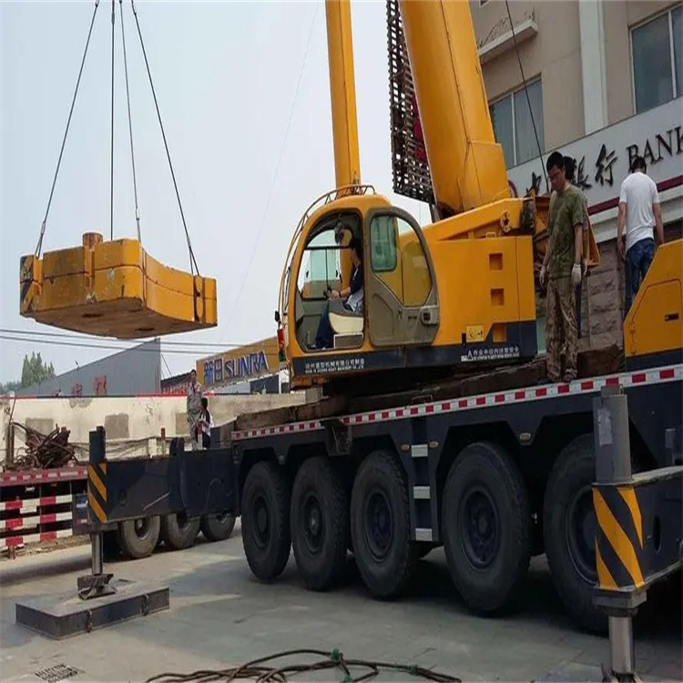 宝应县当地吊车出租|机器吊装|75吨|工厂搬迁服务